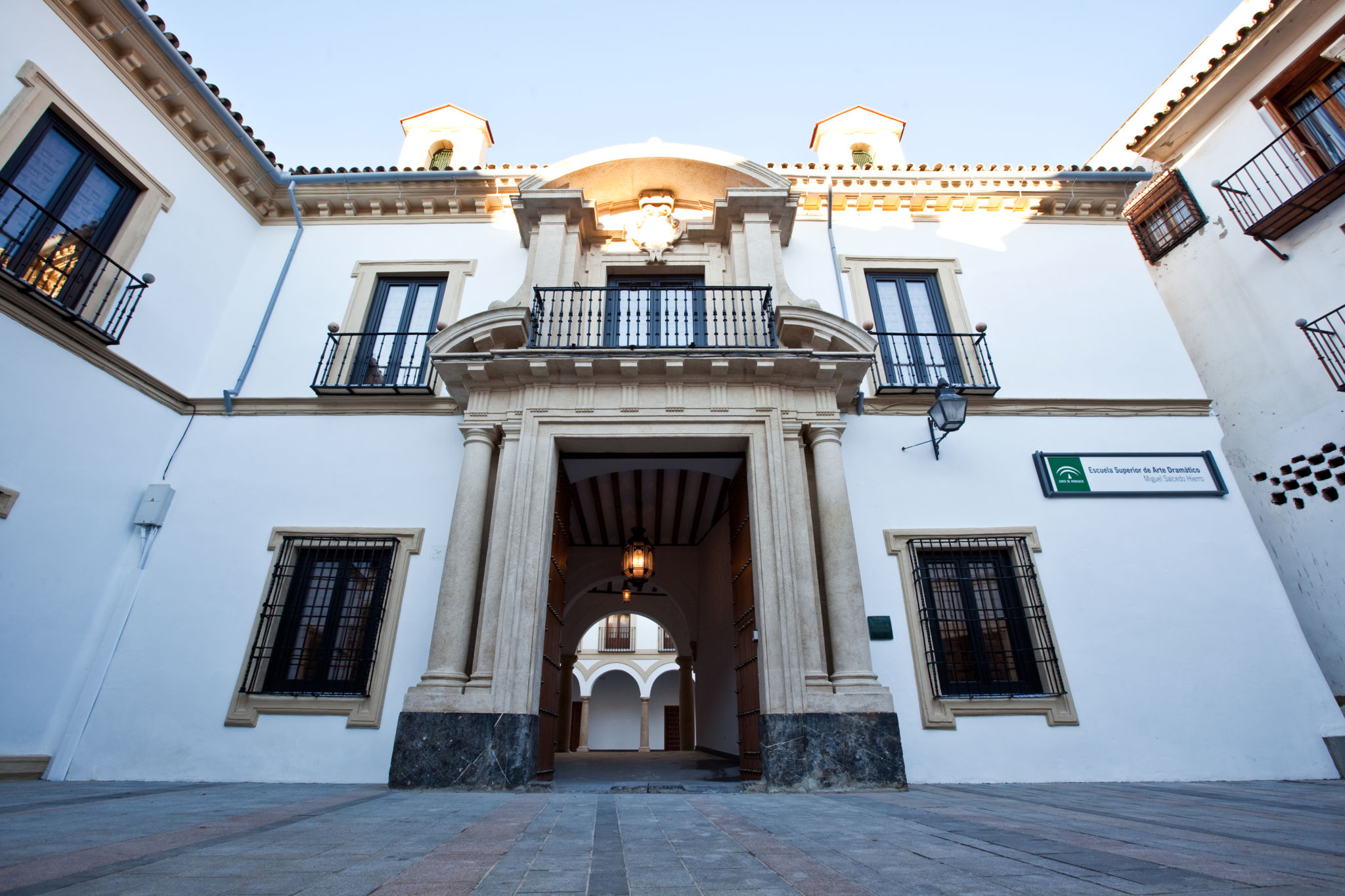Fachada histórica de la ESAD Córdoba, antiguo Palacio de las Quemadas